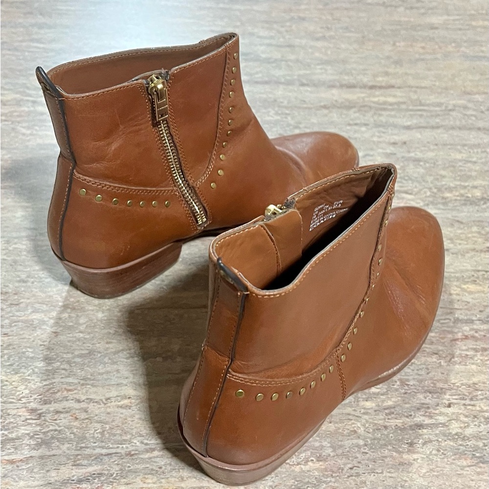 Coach tan leather ankle boots with studs - Picture 2 of 15